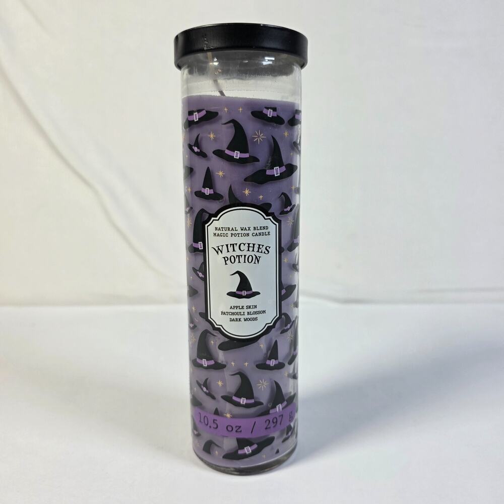 Witches Potion Halloween Candle 10.5 oz Apple Patchouli Dark Woods NEW